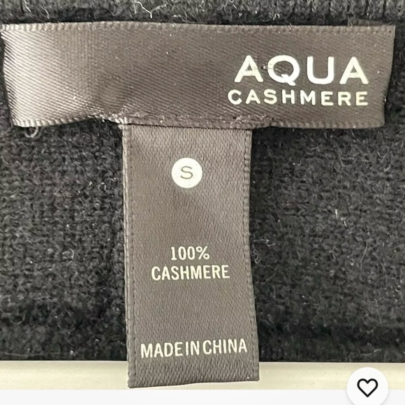 Aqua Women’s Sweater Size Medium Black Cashmere Asymmetrical  Pullover Crew Neck - Picture 4 of 5